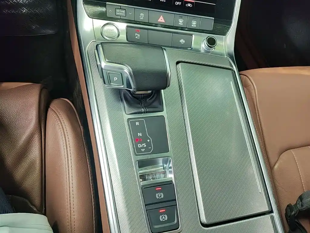 Audi A6L 2019 45 TFSI Premium Elegance фото 7