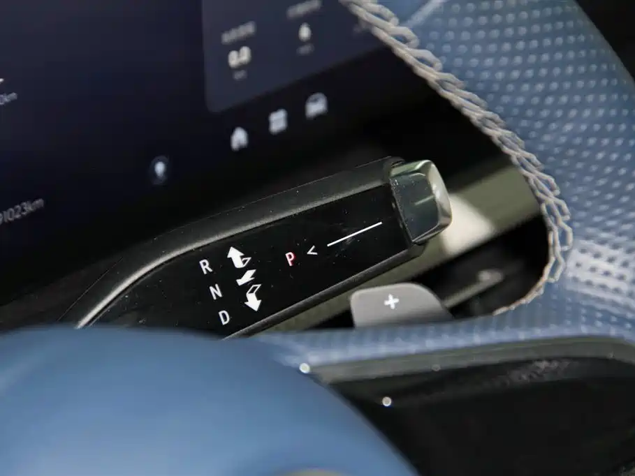 Buick Century 2023 2.0T 6-Seat World Edition фото 29