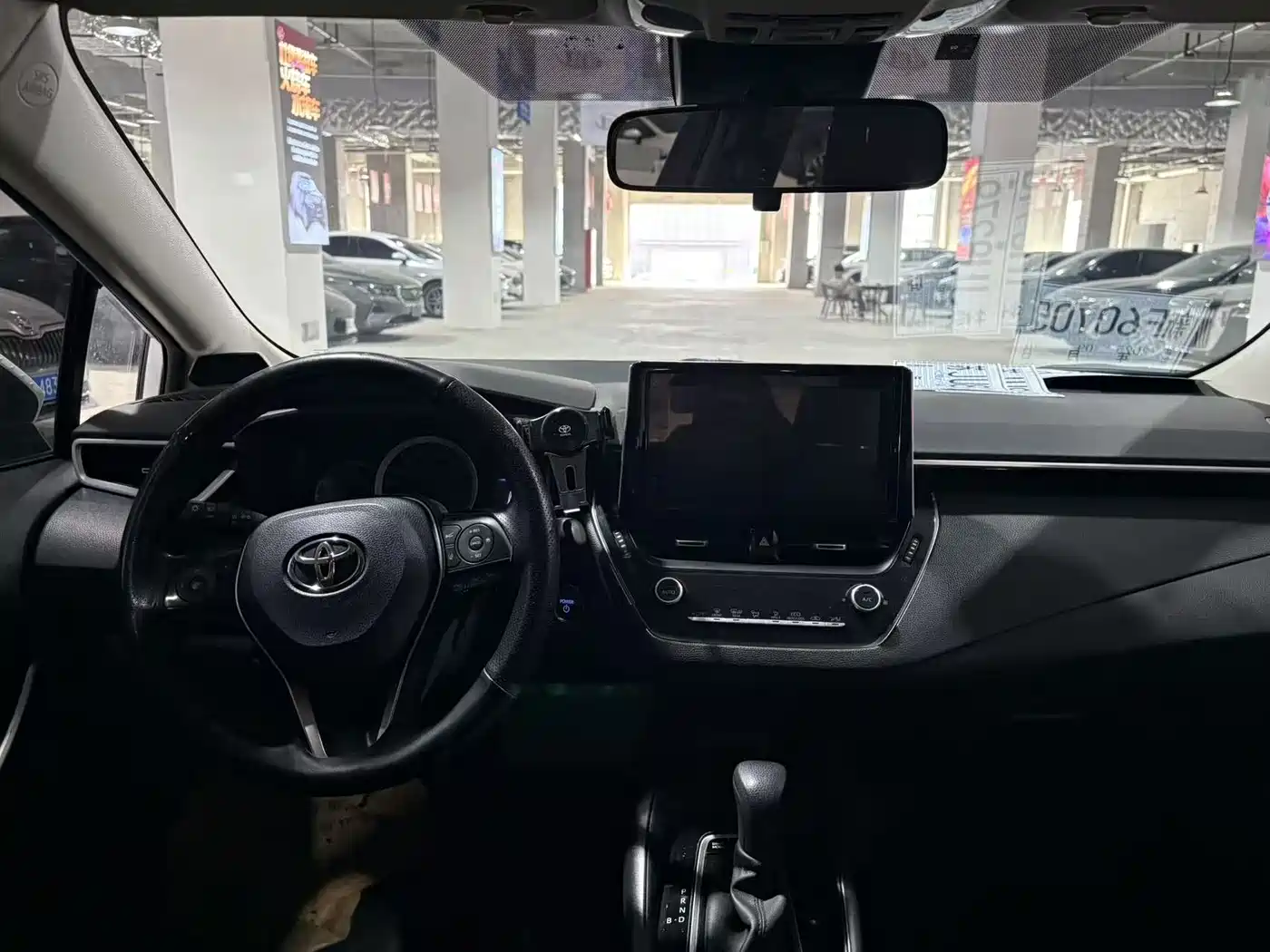 Toyota Corolla 2021 Hybrid 1.8L E-CVT Elite Edition фото 7