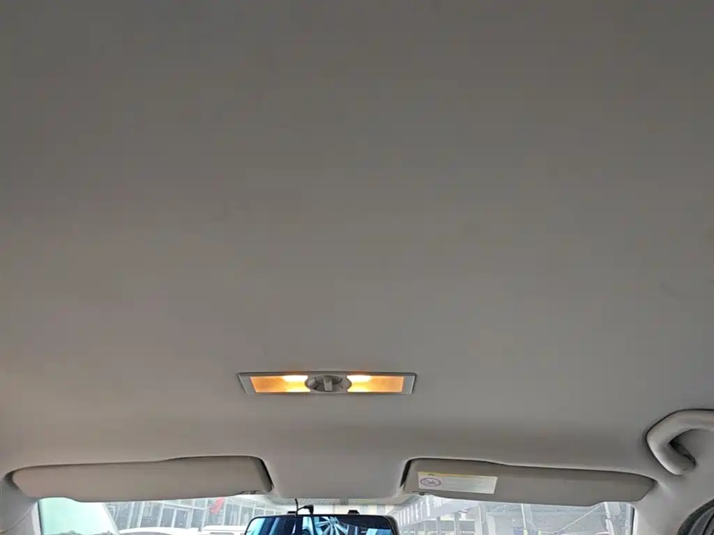 Volkswagen Lavida 2015 1.6L Automatic Trend Edition фото 18