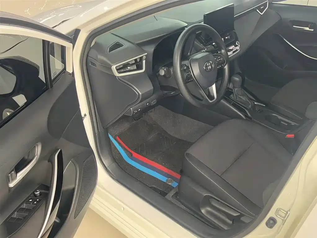 Toyota Corolla 2023 1.8L Smart Hybrid Dual Engine Elite Edition фото 10