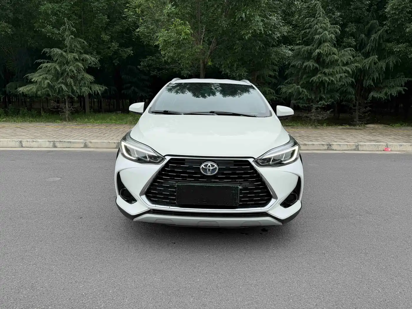 Toyota YARiS L Zhi Xuan 2022 Zhi Xuan X 1.5L CVT Leading PLUS Edition фото 2
