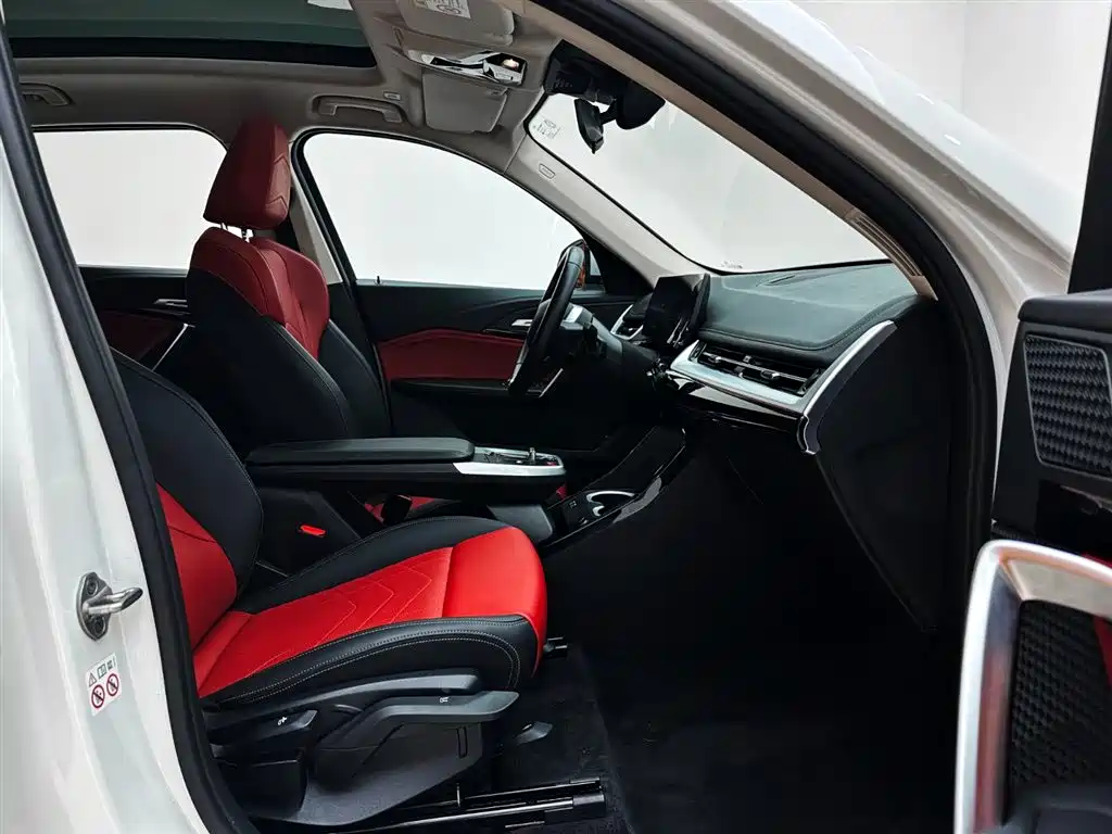 BMW X1 2023 sDrive20Li X Design Package фото 20