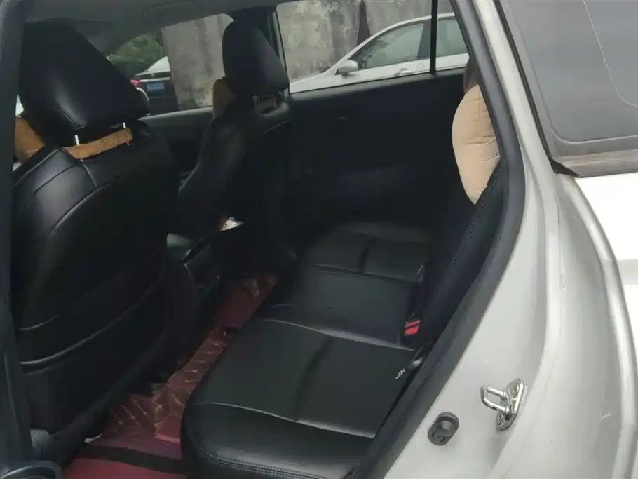 Toyota Frontlander 2022 2.0L CVT Elite фото 11