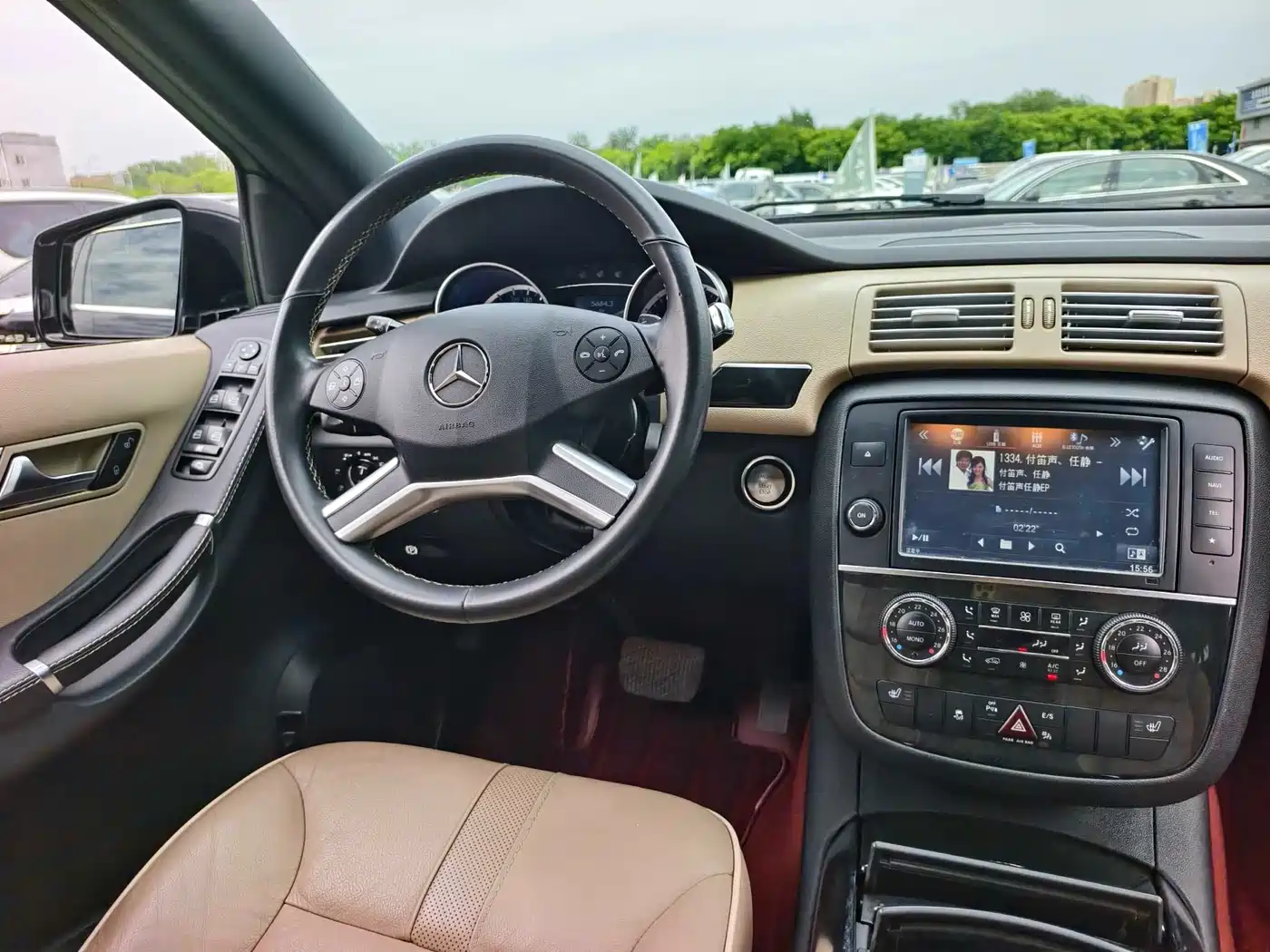 Mercedes-Benz R-Class 2014 R 400 4MATIC Luxury фото 17