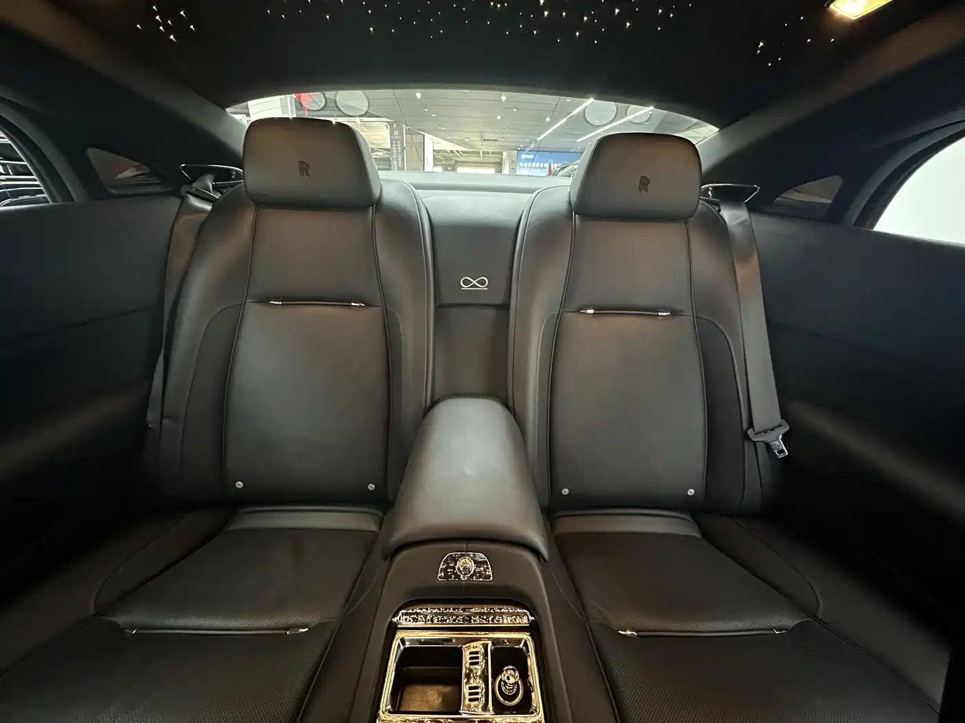 Rolls-Royce Wraith 2017 2018 6.6T Black Badge