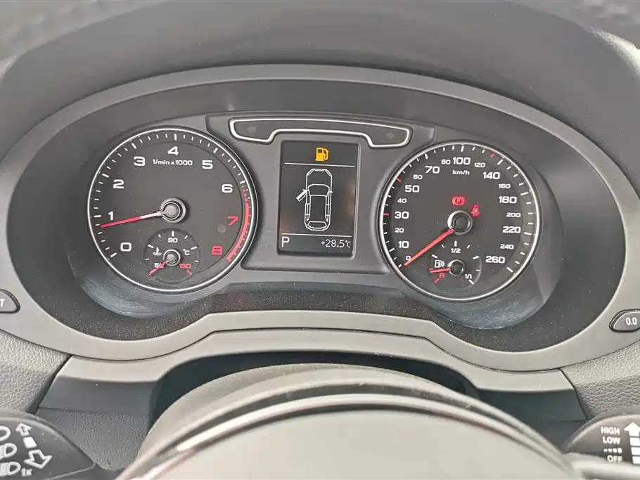 Audi Q3 2015 30 TFSI Comfort фото 14