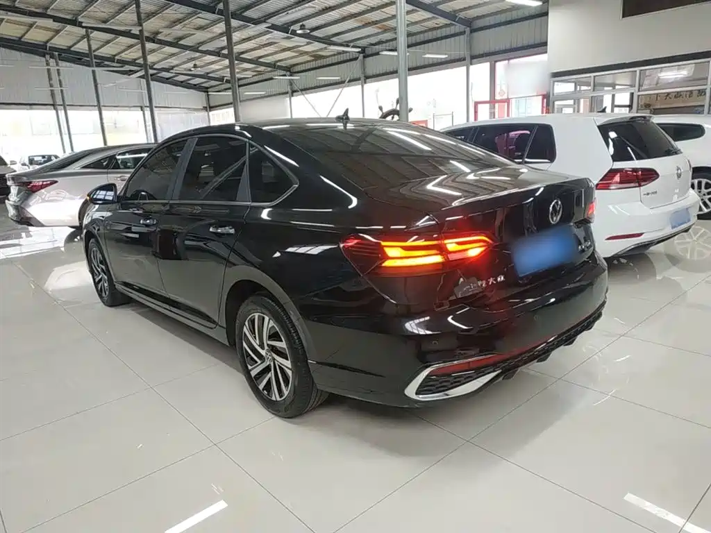 Volkswagen Lavida 2024 Model 1.5L Automatic Starlight 5 Million Edition фото 23