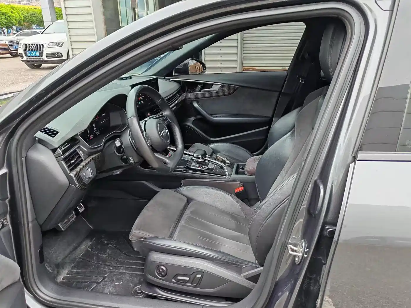 Audi A4L 2022 45 TFSI quattro Premium Dynamic фото 5