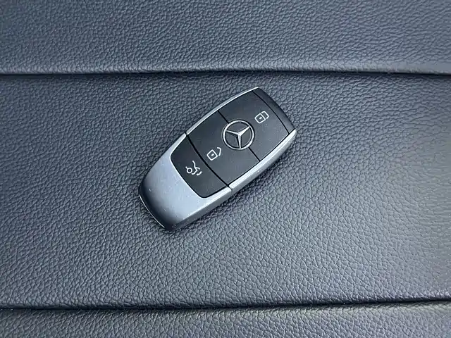 Mercedes-Benz A-Class 2020 Facelift A 200 L Sport Sedan Fashion фото 18