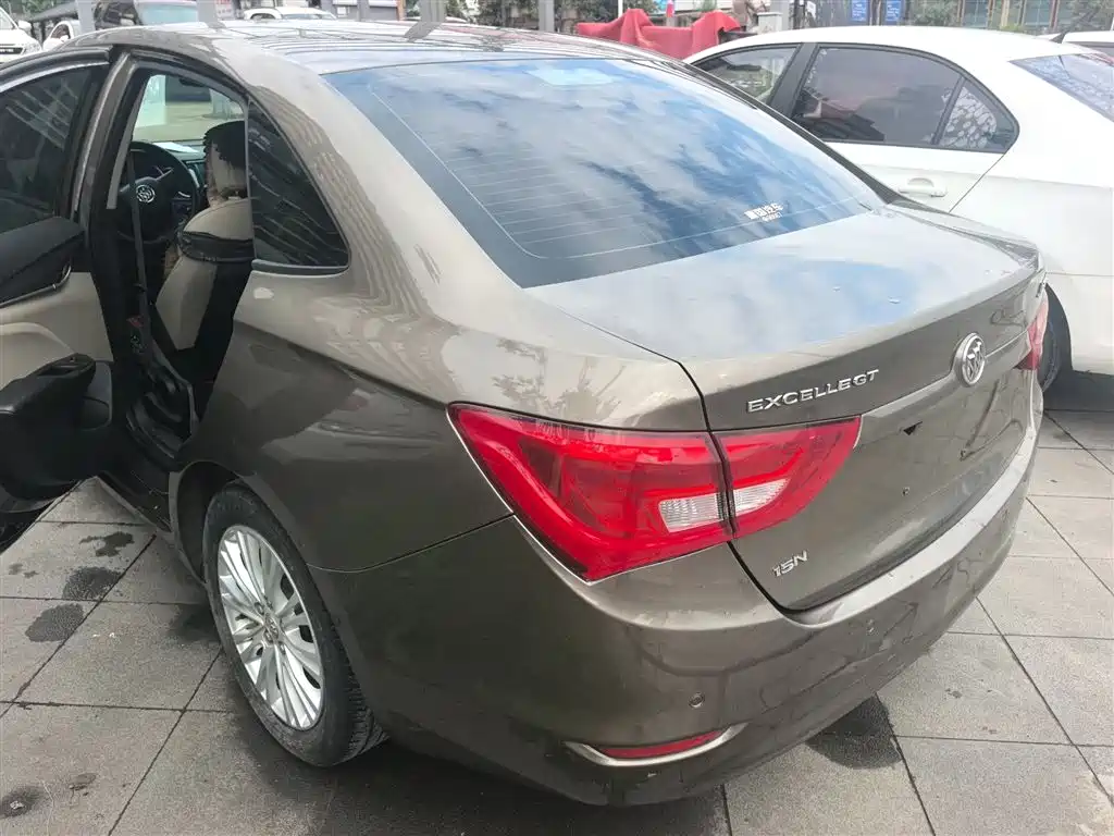 Buick Excelle 2015 15N Automatic Elite фото 5