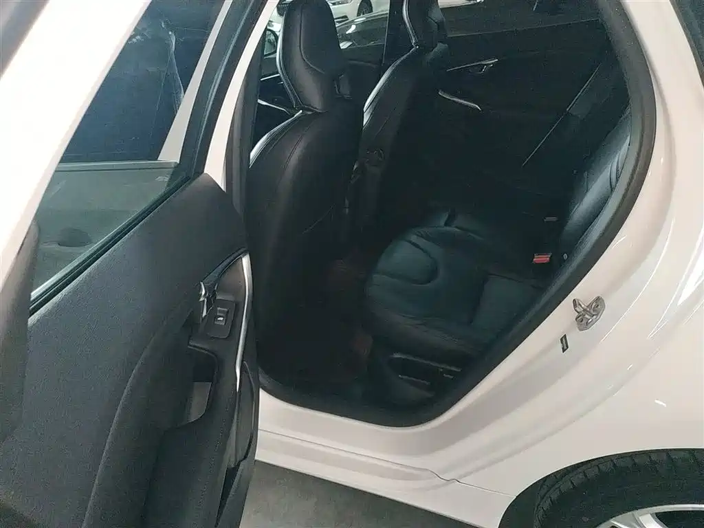 Volvo V40 2019 2019 T3 Inscription