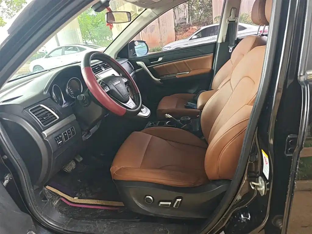 Haval H6 2015 Sport 1.5T Automatic 2WD Luxury фото 15
