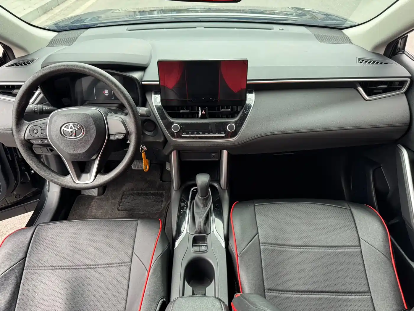 Toyota Frontlander 2024 2.0L CVT Elite Edition фото 13