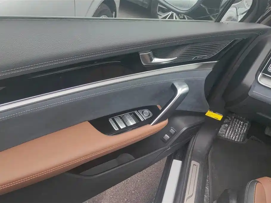 BYD Tang New Energy 2021 DM 2.0T 4WD Performance Premium фото 7