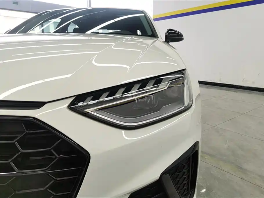 Audi A4L 2022 40 TFSI Luxury Dynamic фото 5