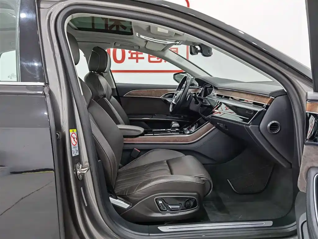 Audi A8 2018 A8L 55 TFSI quattro Luxury фото 23