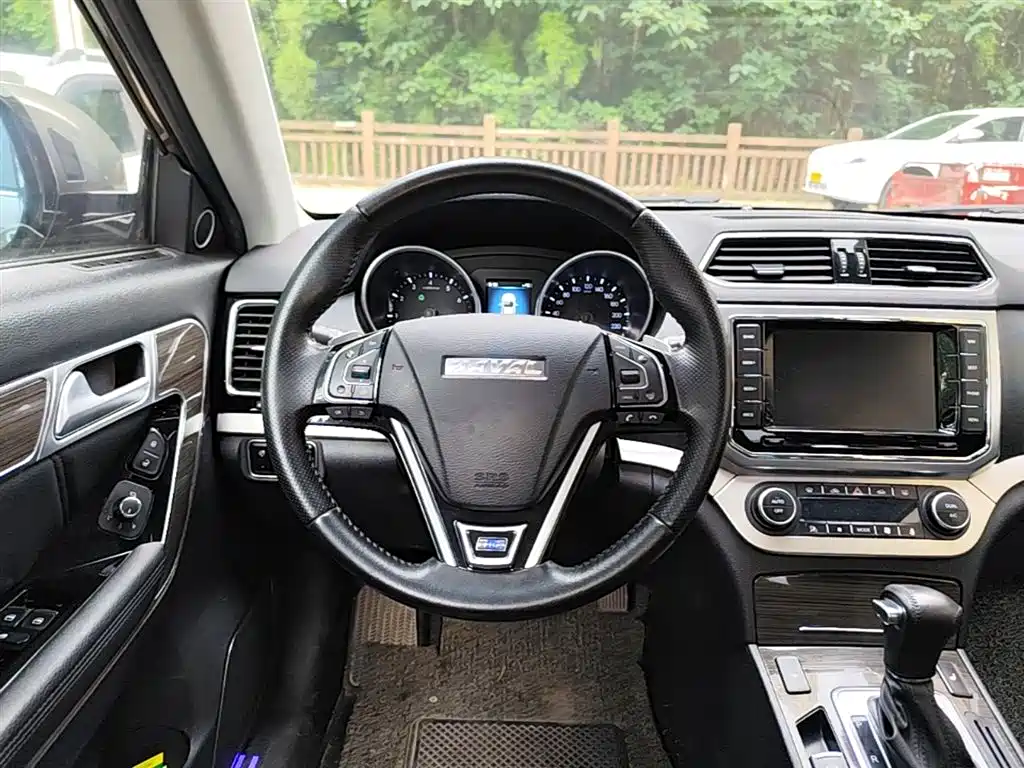 Haval H6 Coupe 2015 Model Blue Label 2.0T Automatic 2WD Elite фото 11