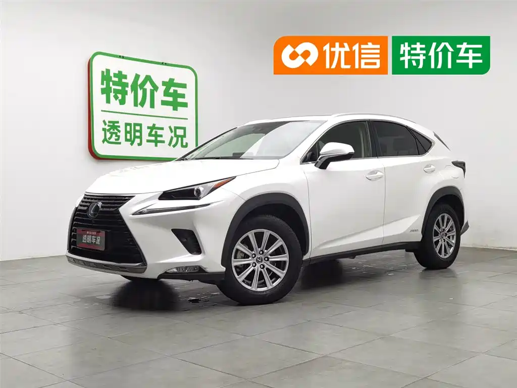 Lexus NX 2018 300h FWD Sharp Edition China VI