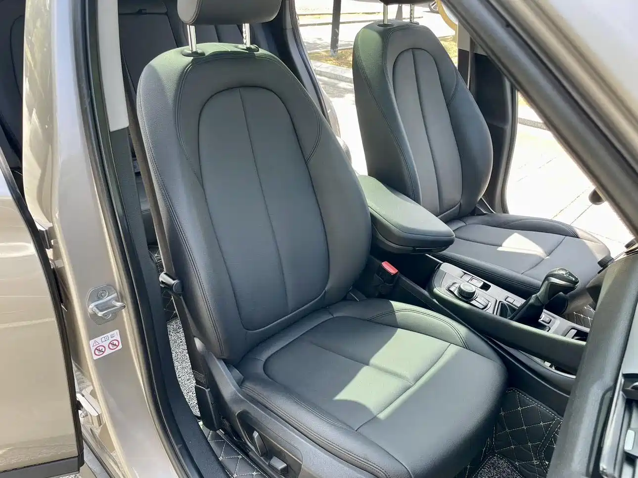 BMW X1 2019 sDrive18Li Fashion Model фото 11