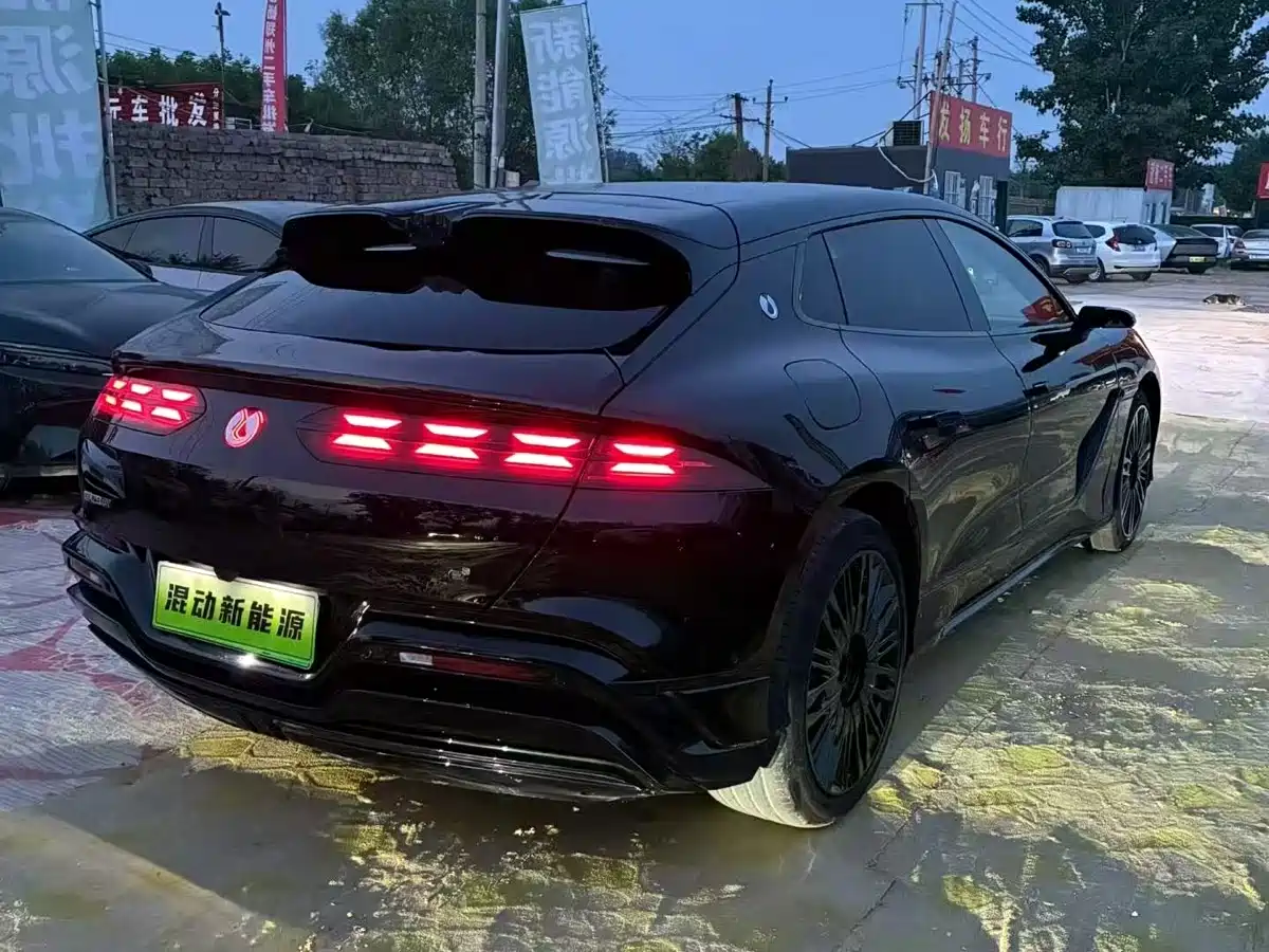 Denza Z9GT 2024 1100 AWD Ultra Edition фото 7