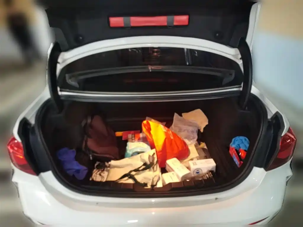 BMW 1 Series 2022 120i M Sport фото 16