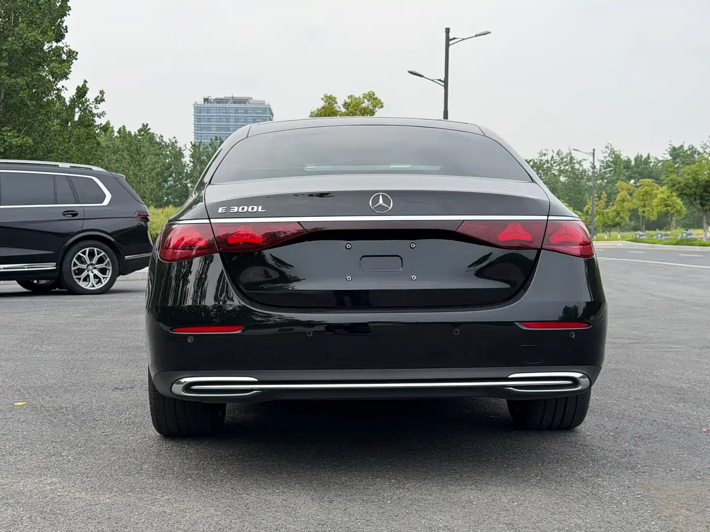 Mercedes-Benz E-Class 2024 Model E 300 L Luxury фото 15
