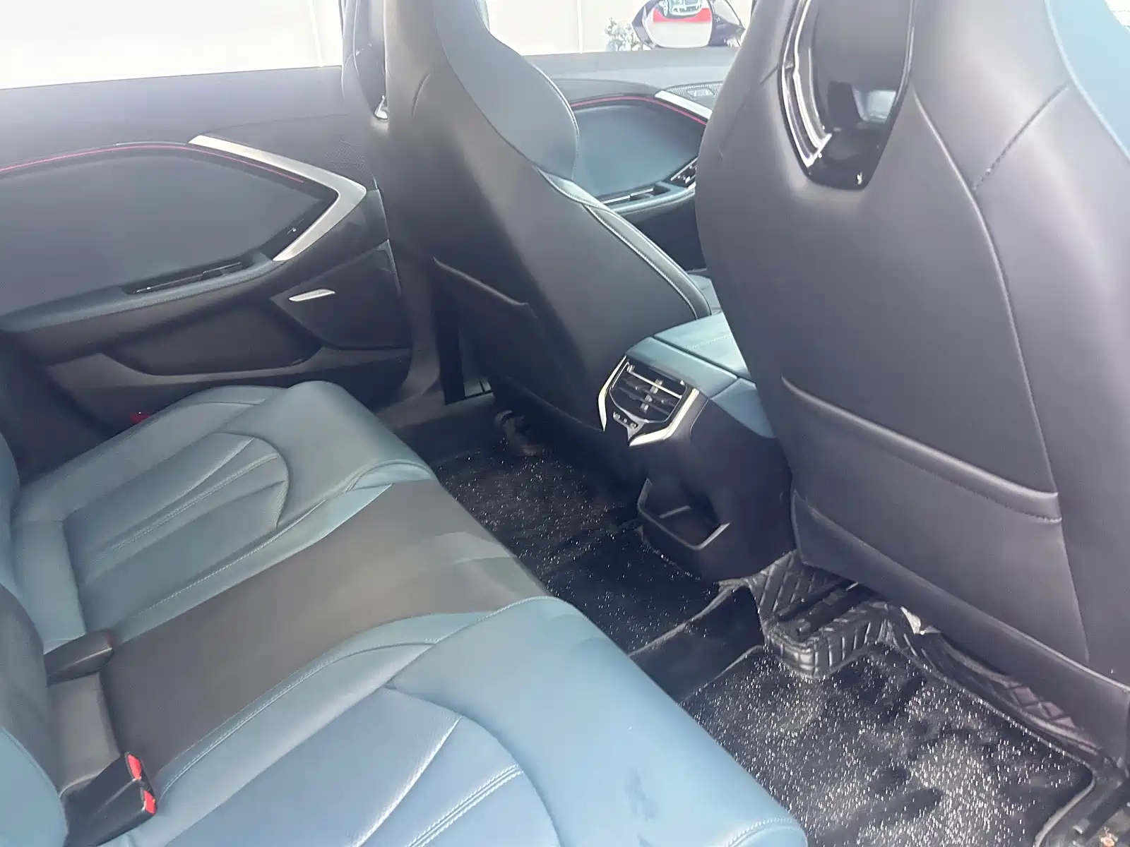 Фото 7 - MG MG7