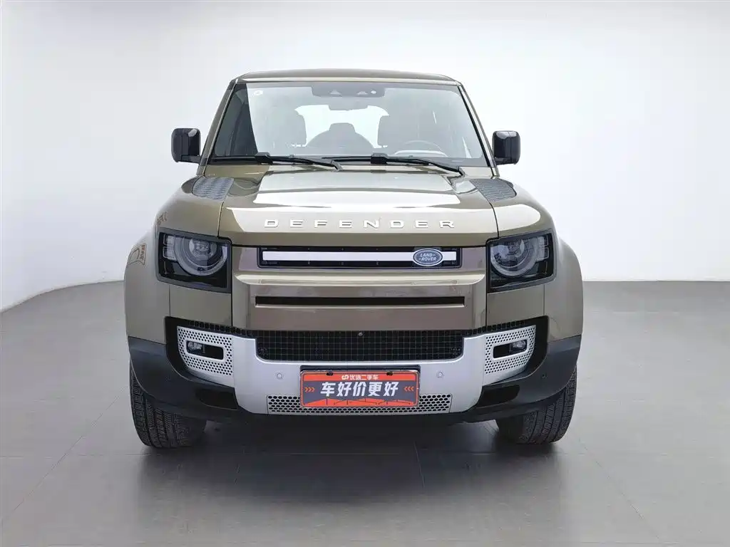 Land Rover Defender 2020 Model 110 P400 SE фото 3