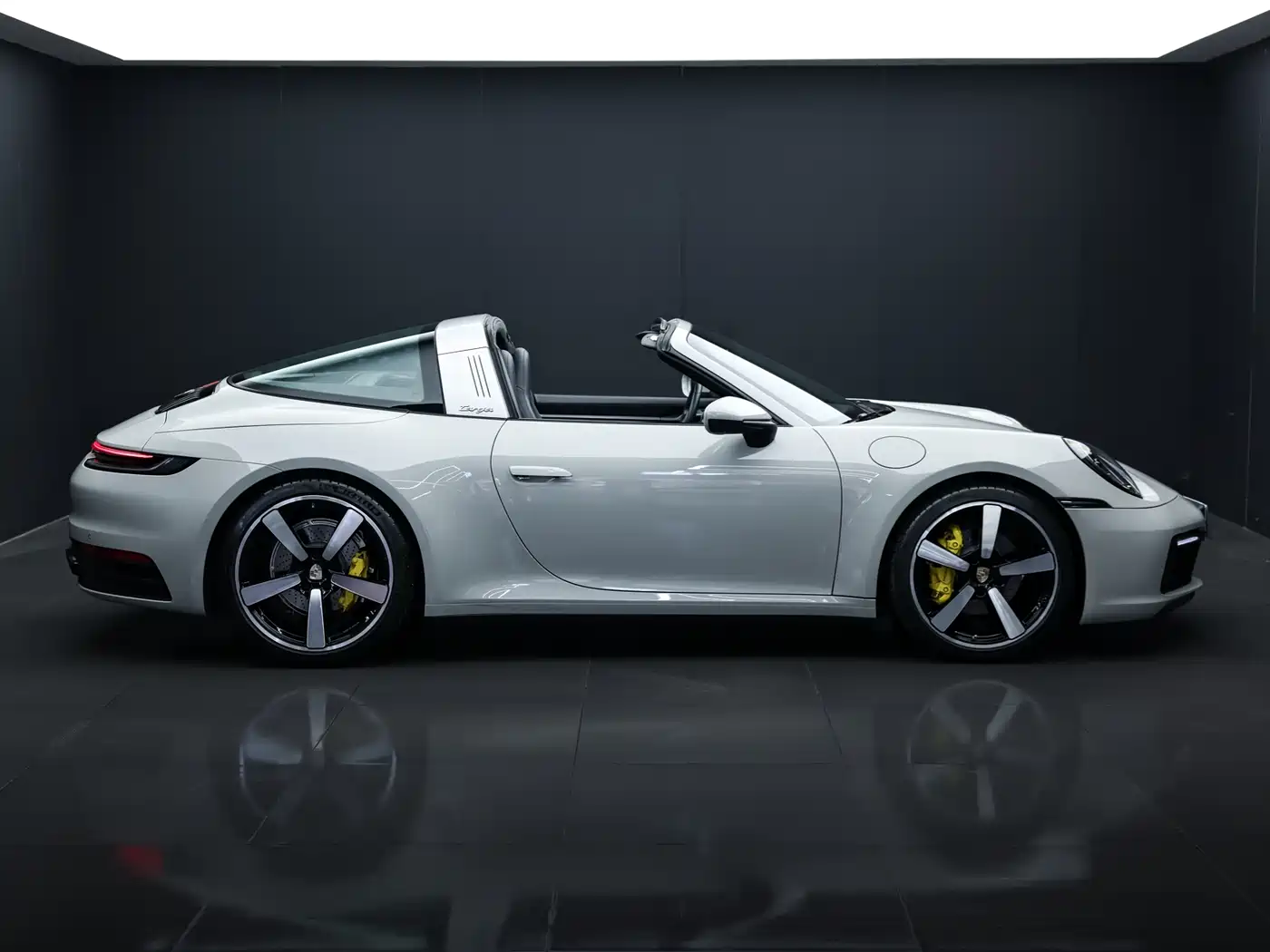 Porsche 911 2023 Targa 4 3.0T фото 5