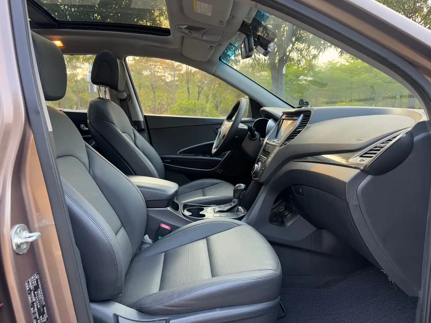 Hyundai Santa Fe 2013 Model 2.4L Automatic 2WD Smart фото 8