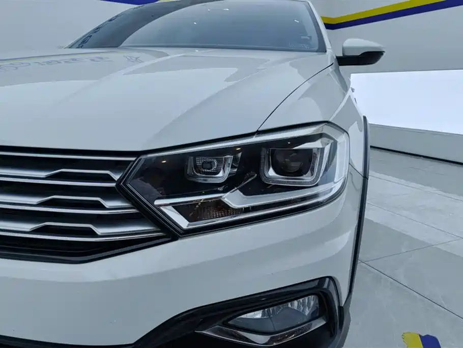 Volkswagen C-TREK 2020 1.5L Automatic Comfort Edition фото 5