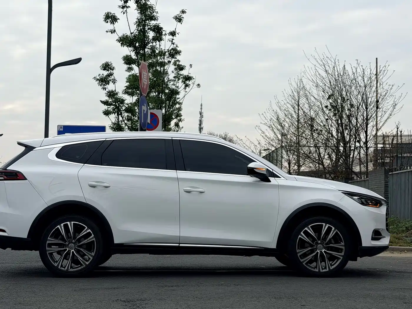 BYD TANG