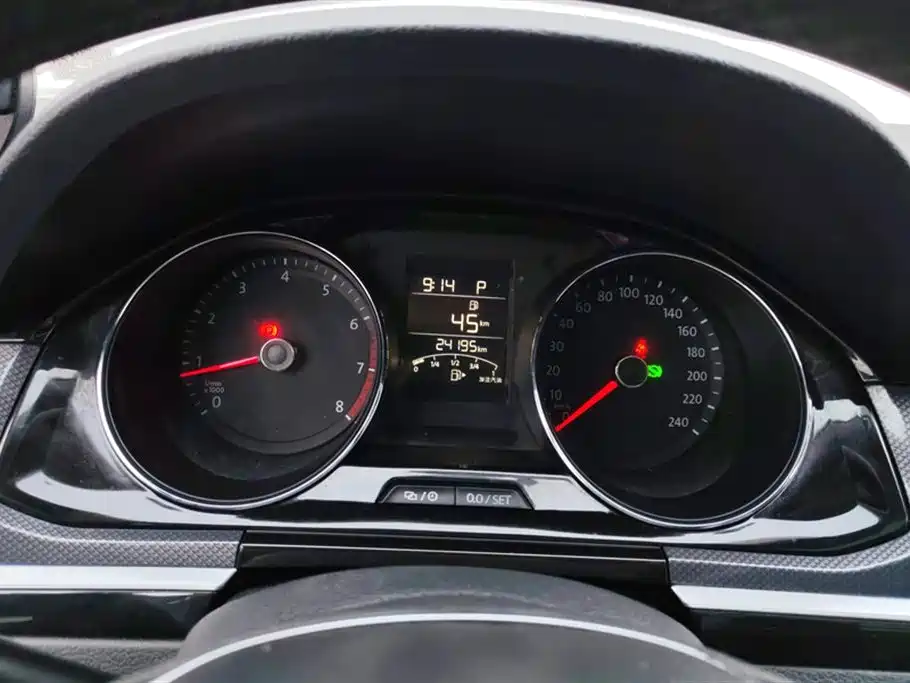 Volkswagen C-TREK 2020 1.5L Automatic Comfort Edition фото 14