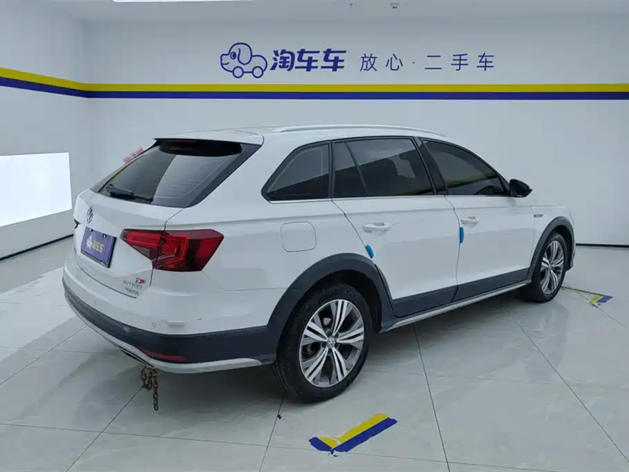 Volkswagen C-TREK 2020 1.5L Automatic Comfort Edition фото 3