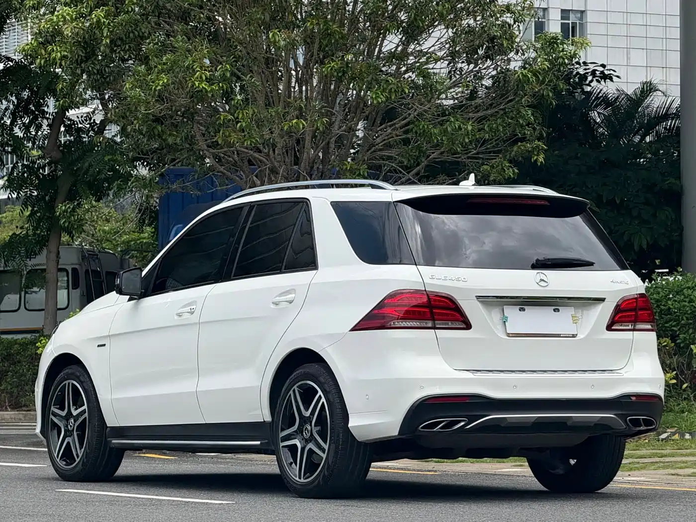 Mercedes-Benz GLE 2017 GLE 450 AMG 4MATIC фото 15