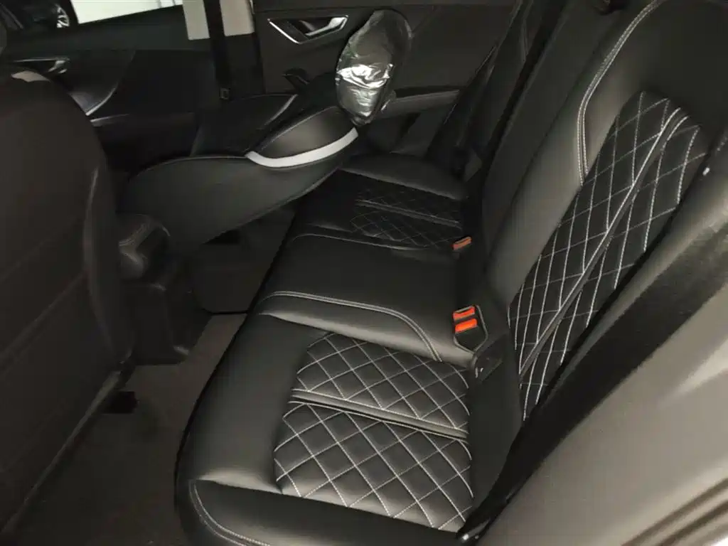 Audi Q2L 2025 35TFSI Fashion Dynamic фото 17