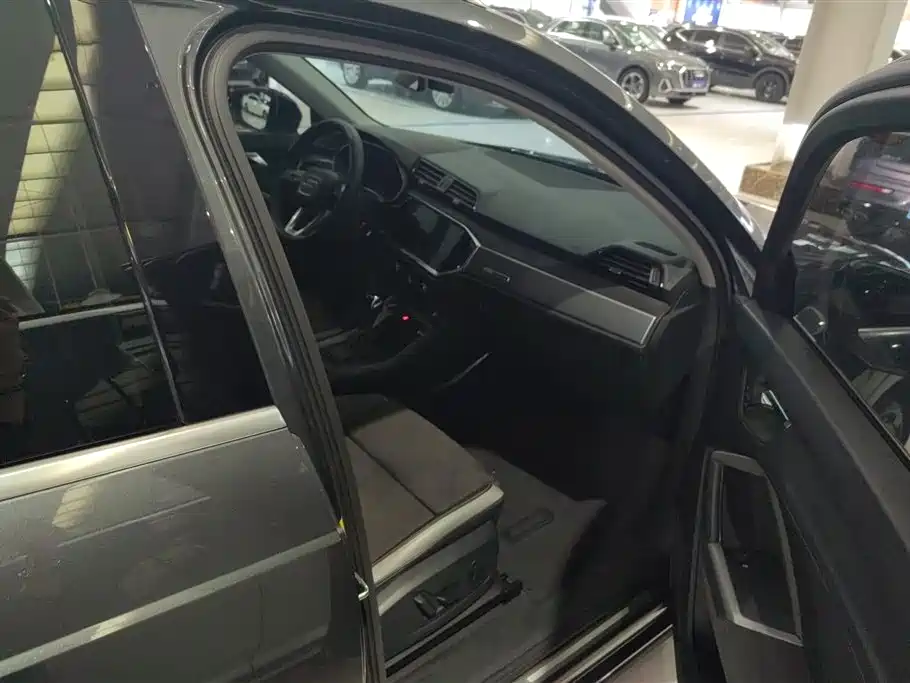 Audi Q3 2020 35 TFSI Progressive Dynamic фото 8