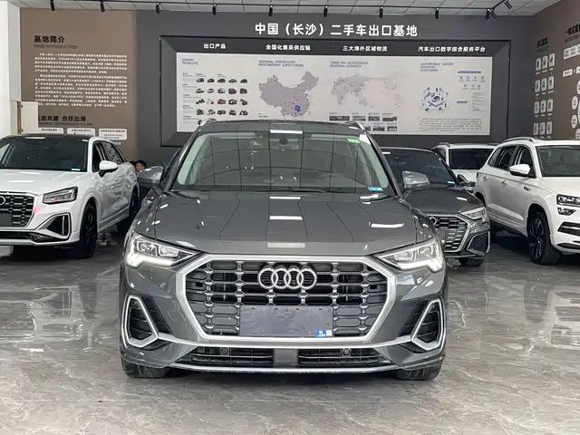 Audi Q3 2022 35 TFSI Fashion Dynamic — фото 2