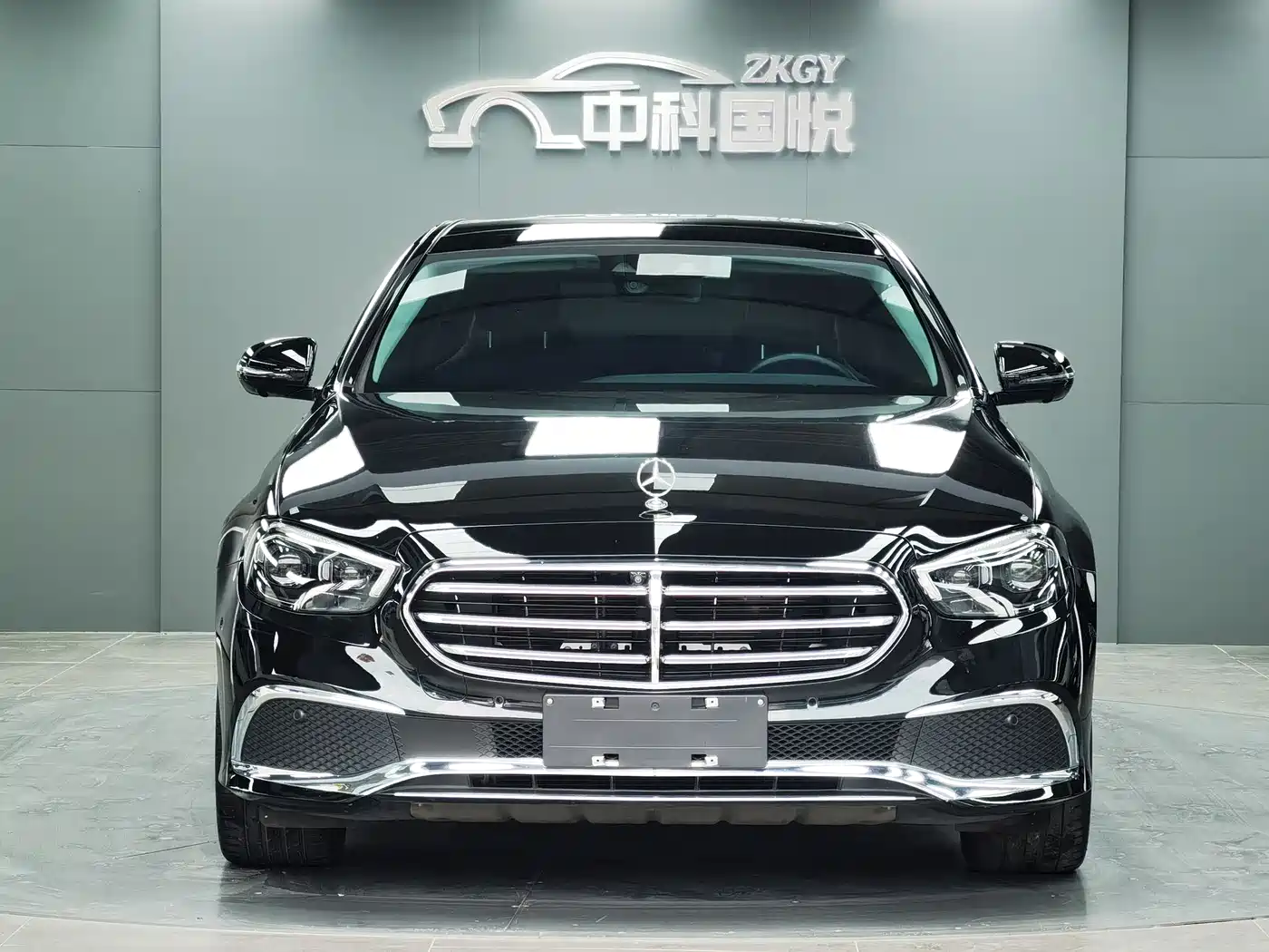 Mercedes-Benz E-Class 2021 E 300 L Premium фото 4