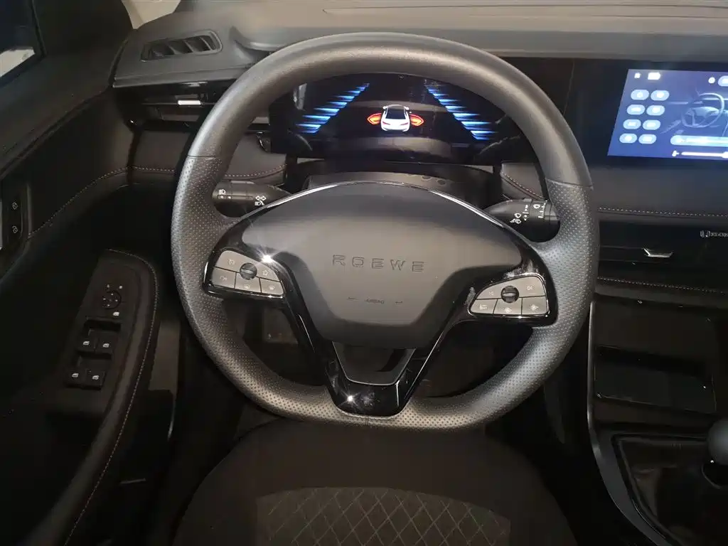 Roewe i5 2025 2023 1.5L Manual Comfort Edition