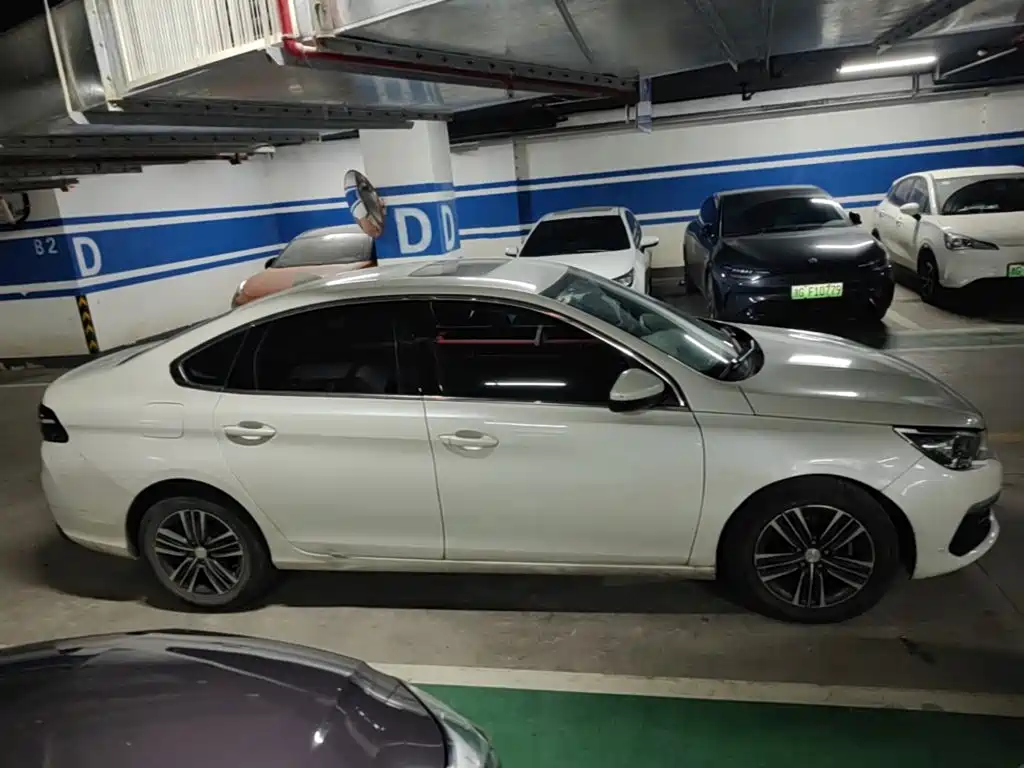 Photo 26 - Peugeot 308