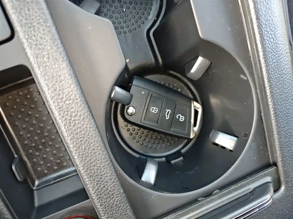 Photo 9 - Volkswagen CC