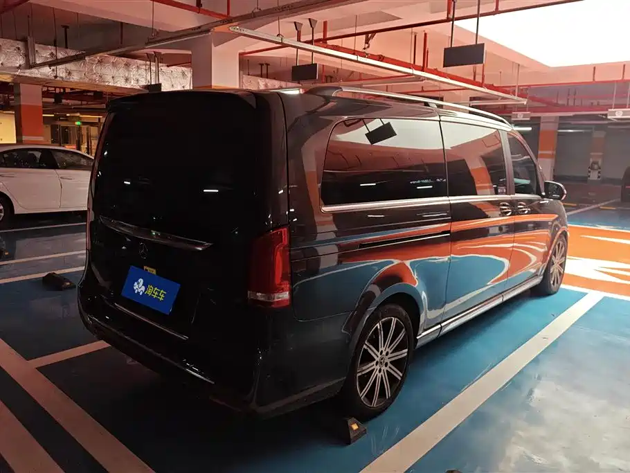 MERCEDES-BENZ V CLASS