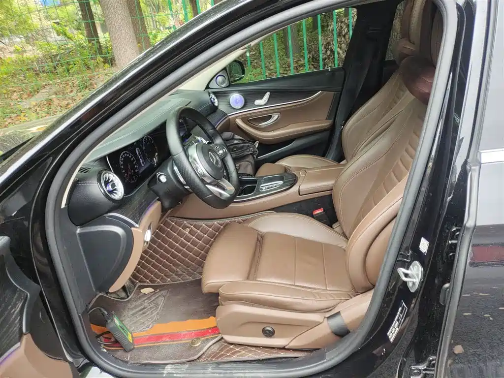 Mercedes-Benz E-Class 2019 E 260 L Sport фото 15