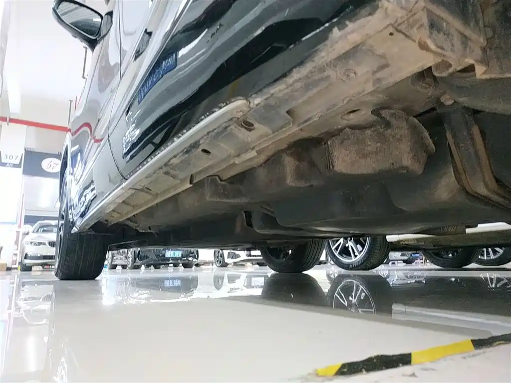 Toyota Crown Kluger 2021 2.5L HEV AWD Flagship Edition фото 21