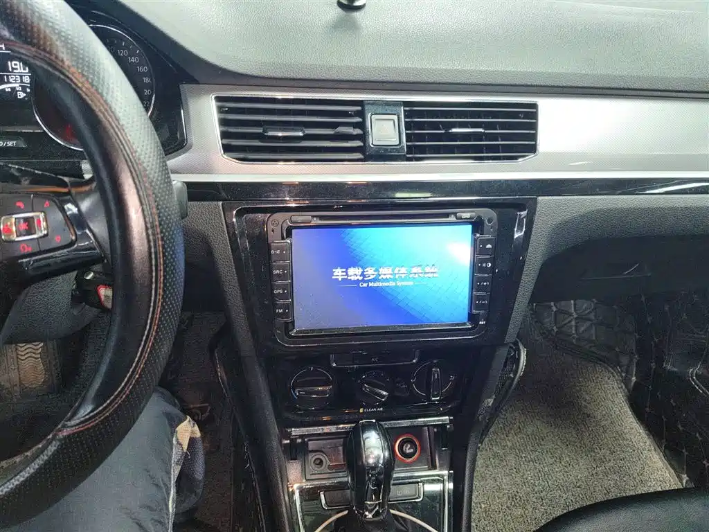 Volkswagen Bora 2018 1.5L Automatic Comfort фото 13