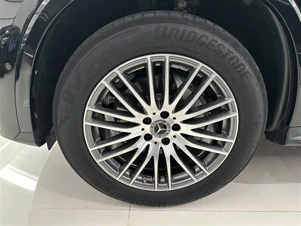 Mercedes-Benz GLC 2025 GLC 300 L 4MATIC Dynamic 7-seater фото 5