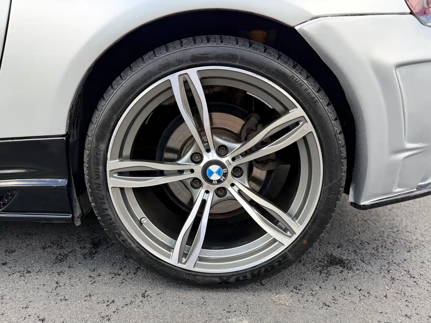 BMW Z4 2013 2010 sDrive30i Leading Model