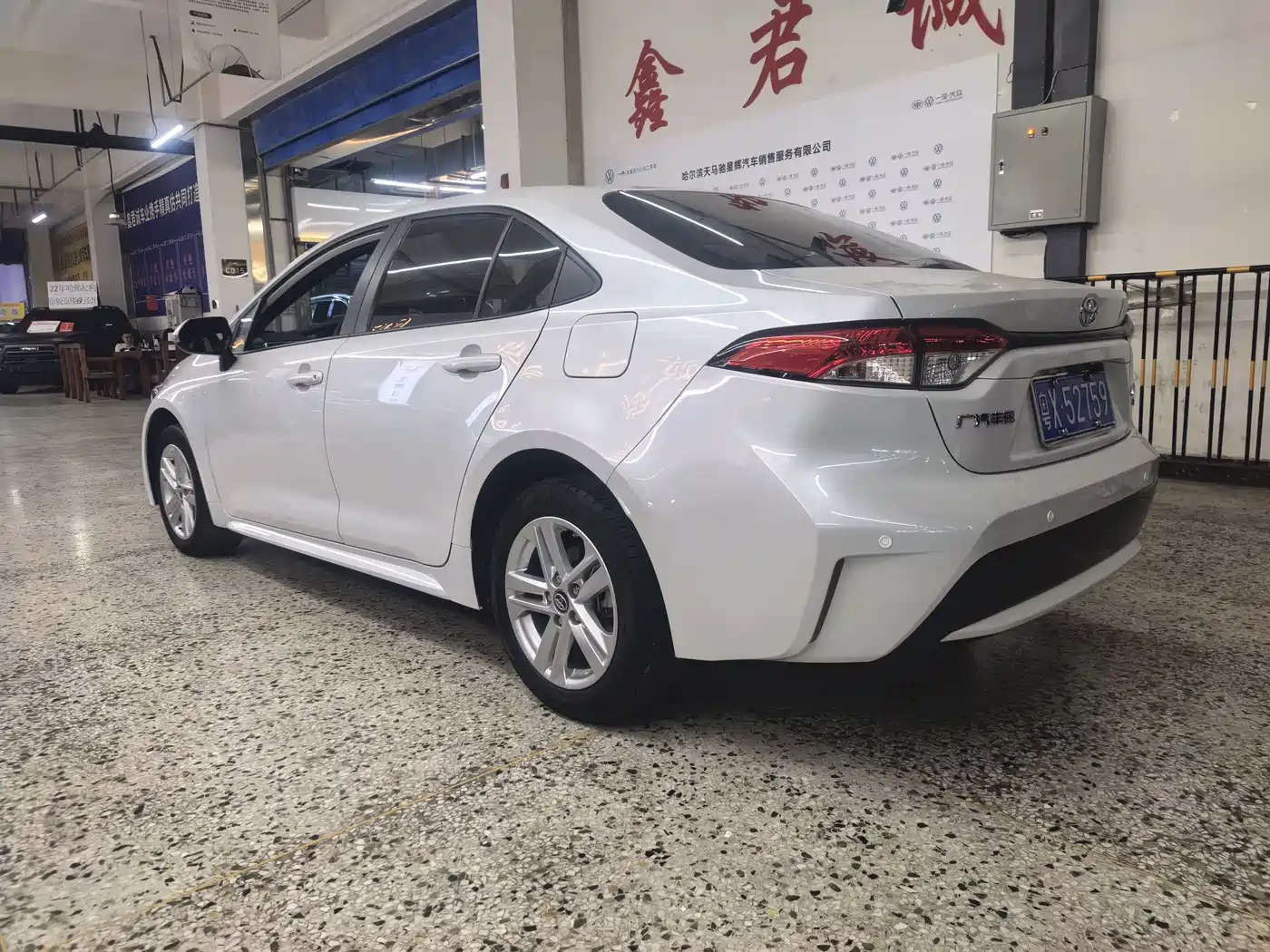 Toyota Levin 2022 185T CVT Luxury Edition фото 13